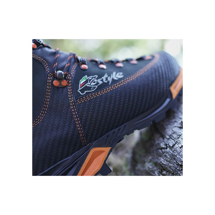 Scarpone Kostyle KS-carb: Trekking e Montagna con Stile e Comfort